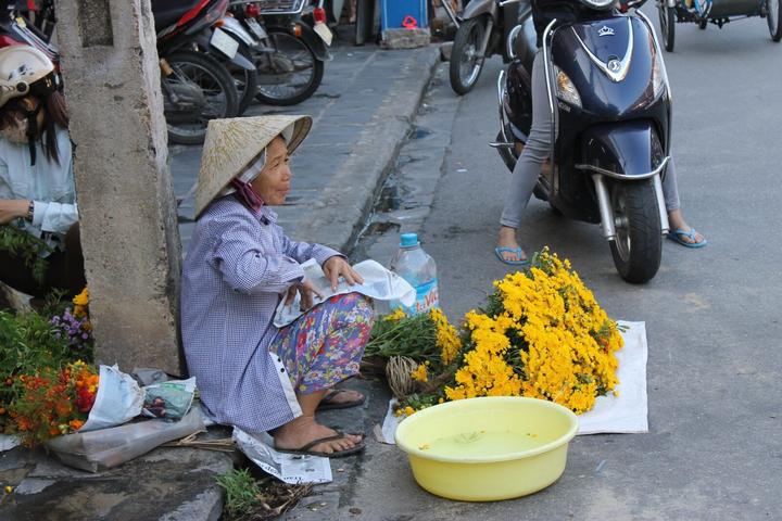Chuyên gia Hotspot Matrix phân tích: Mua váy hoa mà không biết 4 và marketing video