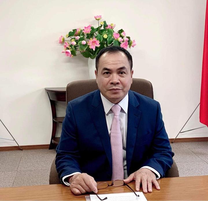 Từ Phụ nữ tuổi này dễ có